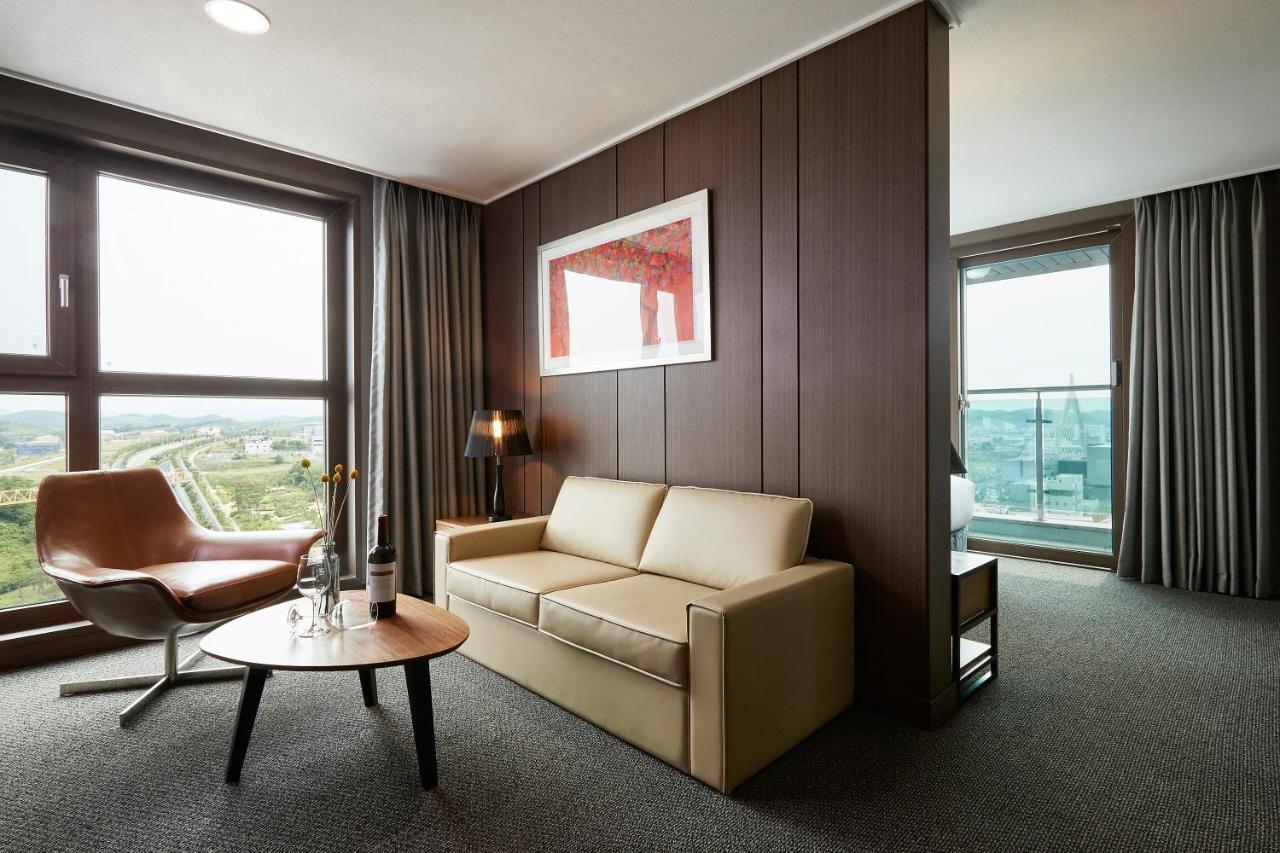 Raonstay In Perla Hotel Jinju Ngoại thất bức ảnh