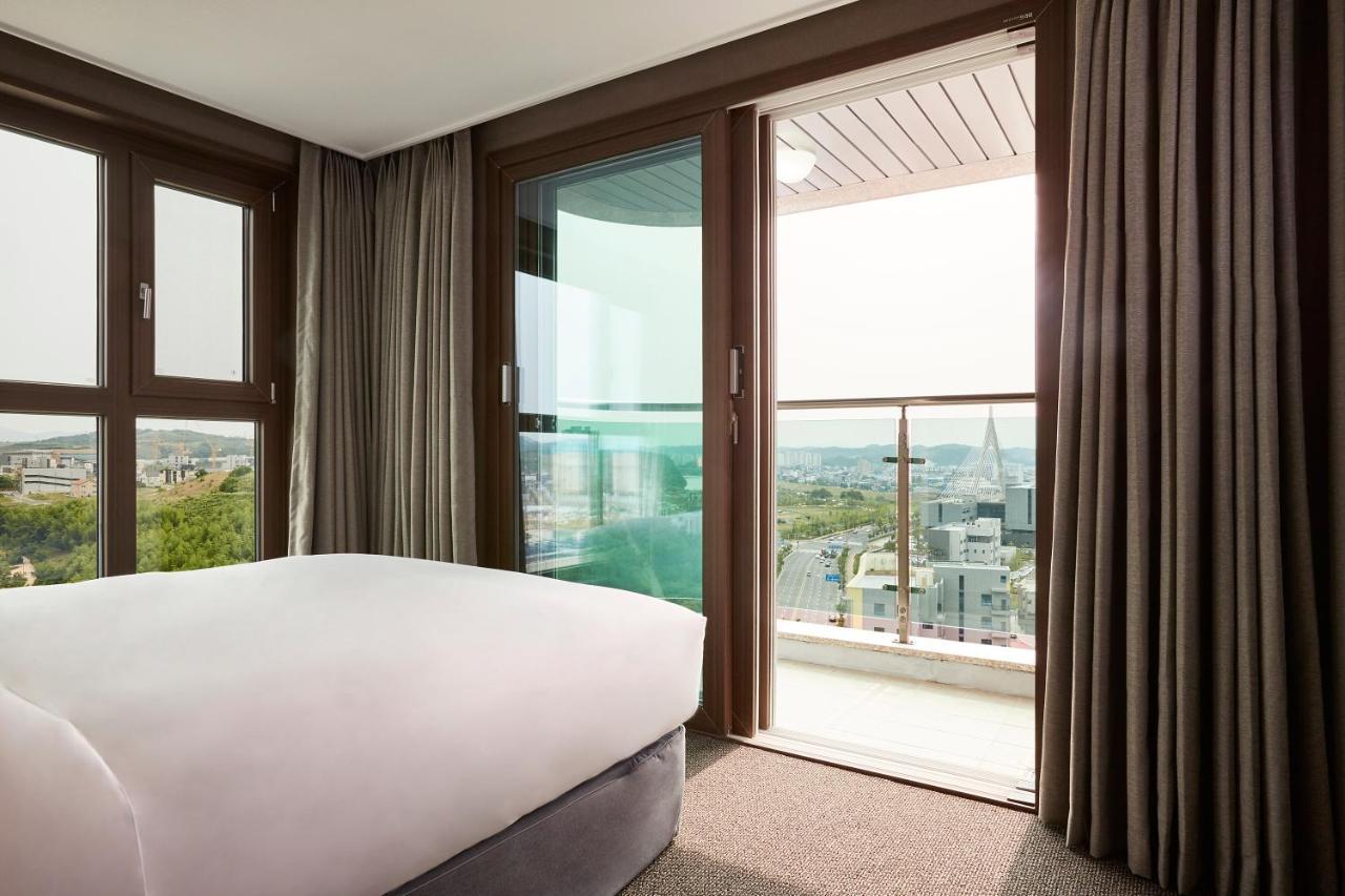 Raonstay In Perla Hotel Jinju Ngoại thất bức ảnh