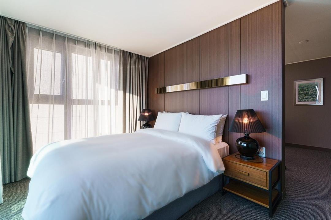 Raonstay In Perla Hotel Jinju Ngoại thất bức ảnh
