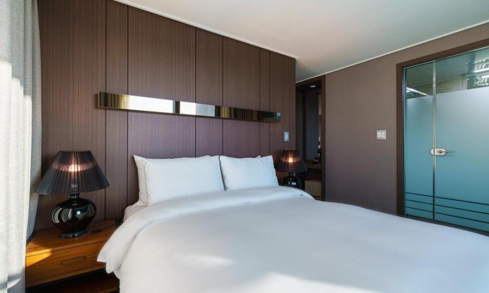 Raonstay In Perla Hotel Jinju Ngoại thất bức ảnh